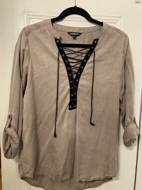 Express Women's Lace-Up Tunic Top - Taupe with Black Trim